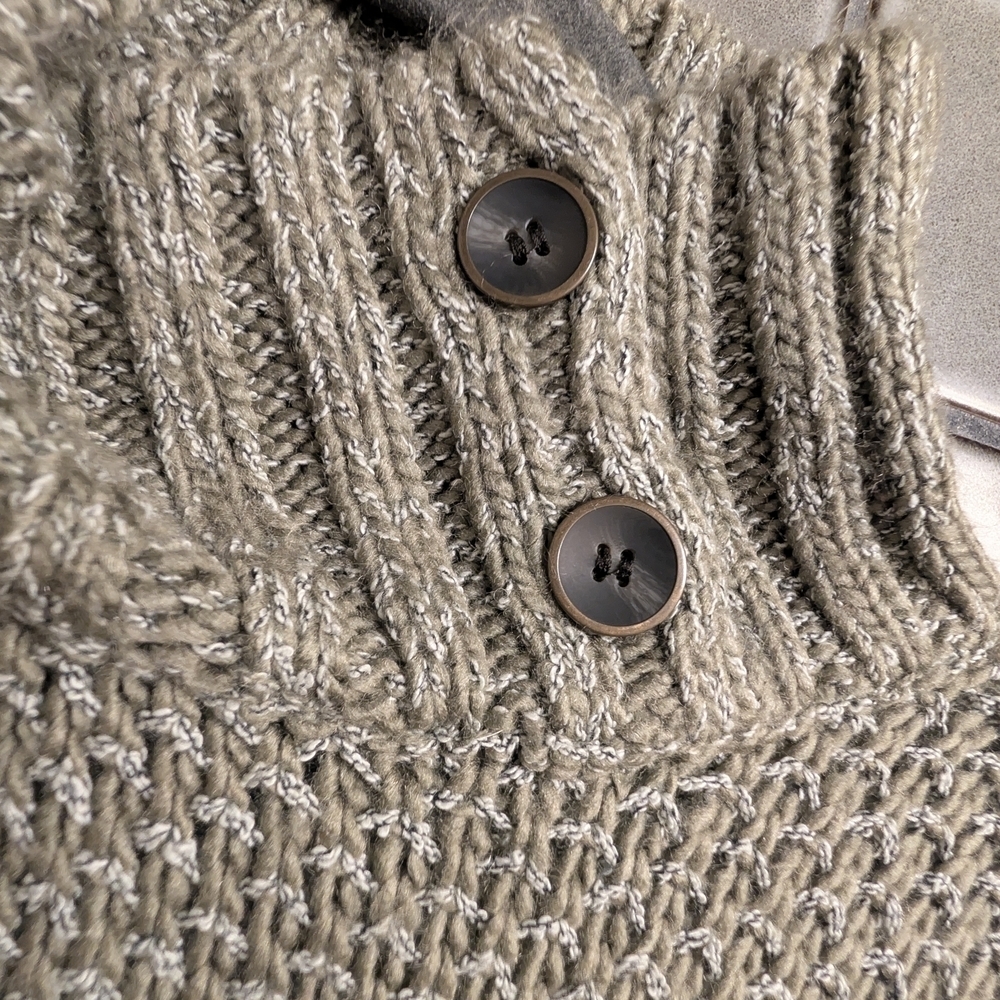 Simply Noelle Woman's Olive Green Cloak Turtleneck Sweater Size Small - Picture 12 of 13